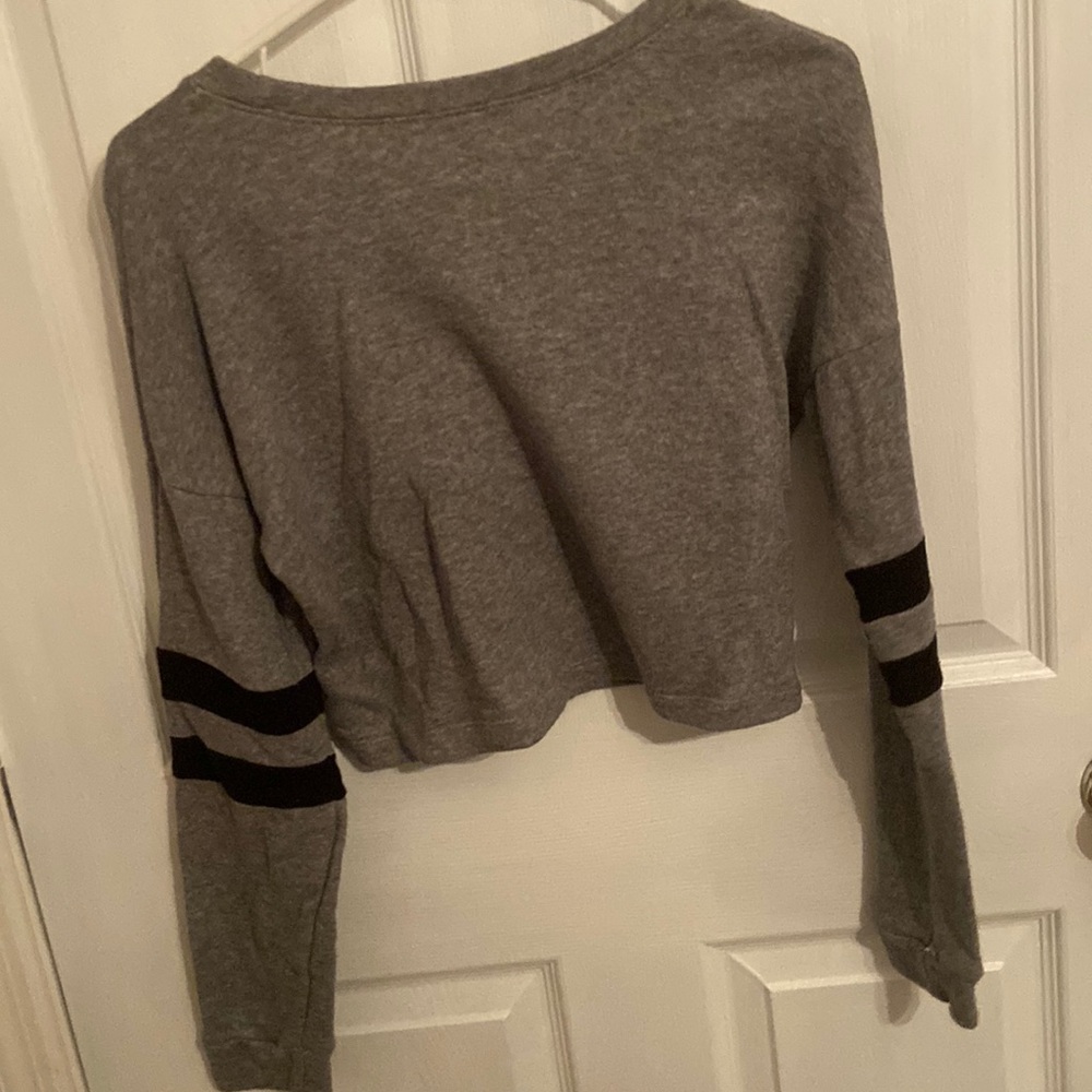 Cropped pullover - Picture 3 of 3